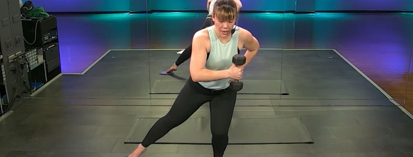 Danielle Sharp Livestreams an intense core fitness workout online